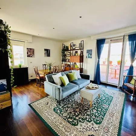 Apartamento Penthouse Con Terrazzo Vista A Monteverde